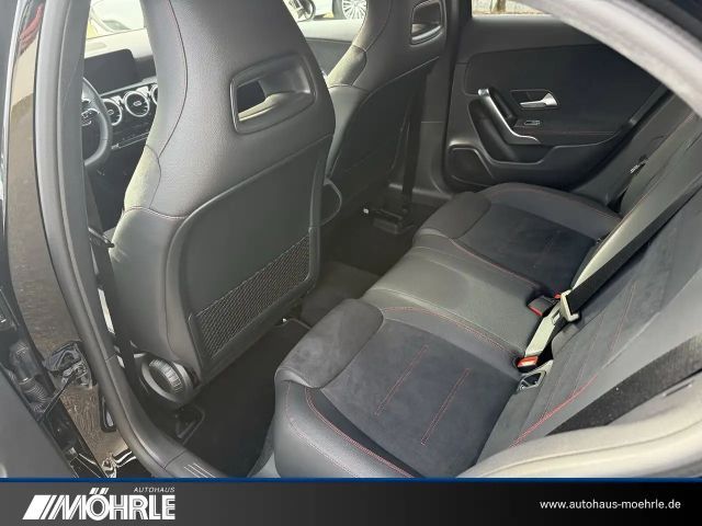 Mercedes-Benz A 180 AMG Line