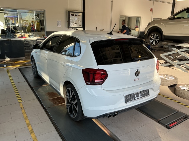 Volkswagen Polo 2.0 TSI DSG GTI