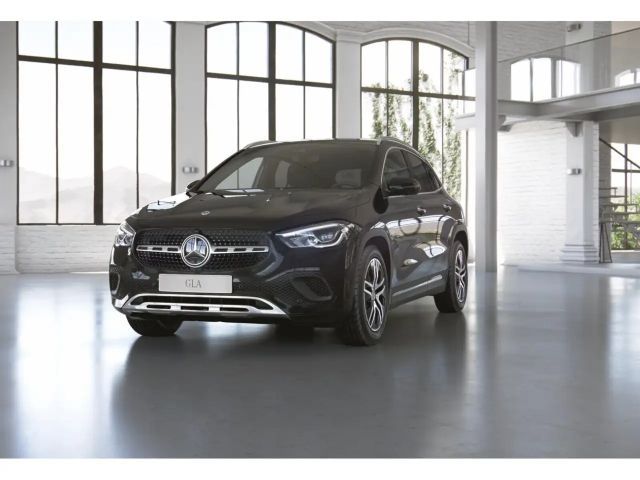 Mercedes-Benz GLA 220 GLA 220 d