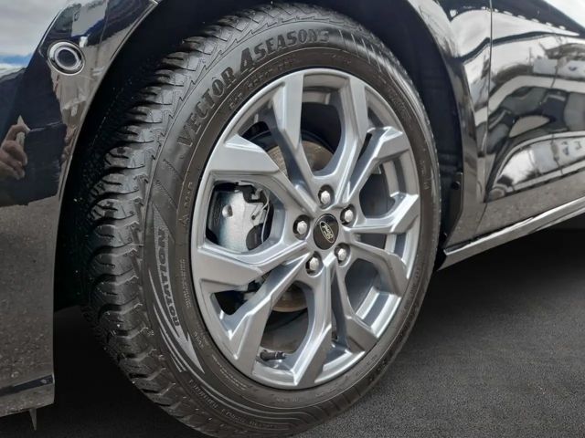 Ford Focus EcoBoost ST Line Wagon