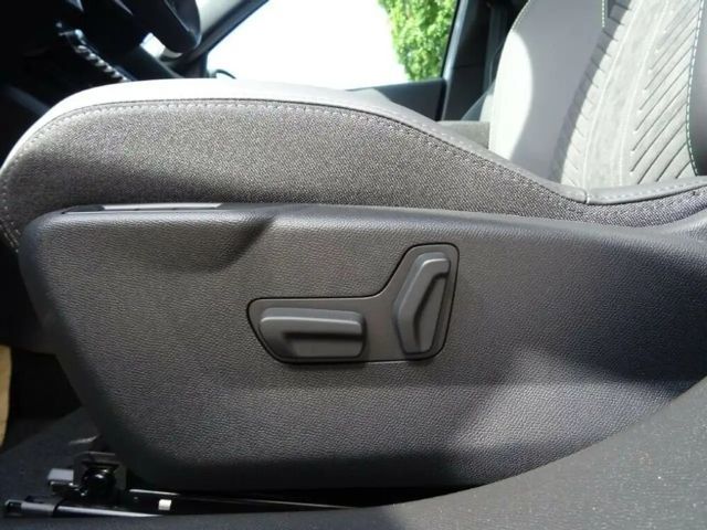 Peugeot E-2008 GT-Line