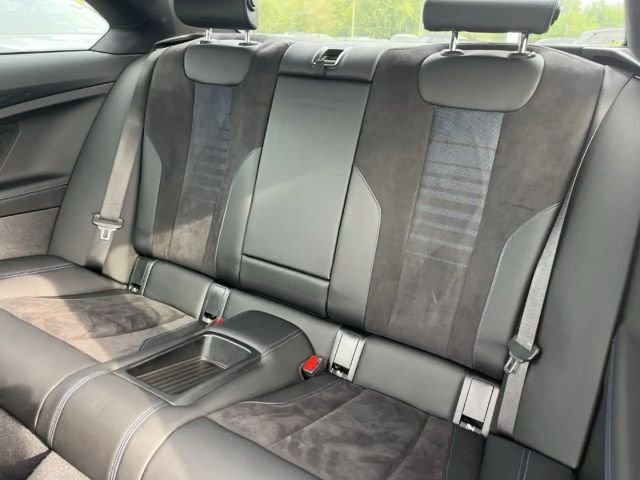 BMW 218 218i Coupé M-Sport