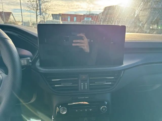 Ford Kuga Plug in Hybrid ST Line X