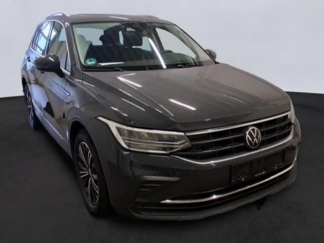 Volkswagen Tiguan 1.5 TSI DSG Life