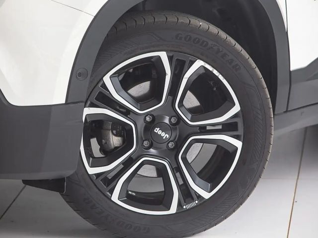 Jeep Avenger Full-Electric Summit