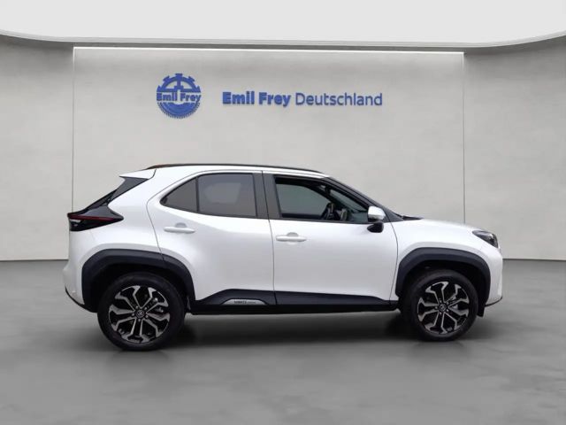 Toyota Yaris Cross Teamplayer,Safety-Paket,Winter-Paket