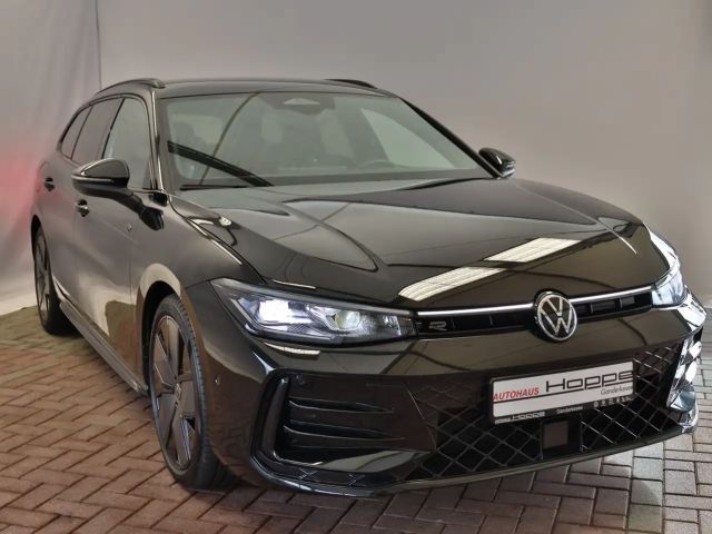 Volkswagen Passat DSG R-Line