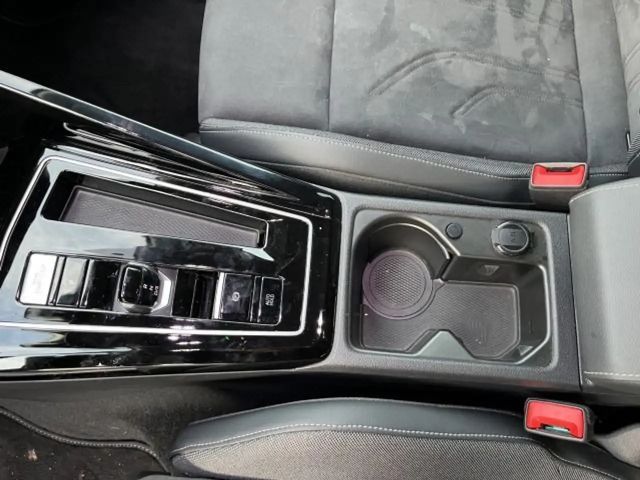 Volkswagen Golf DSG Style