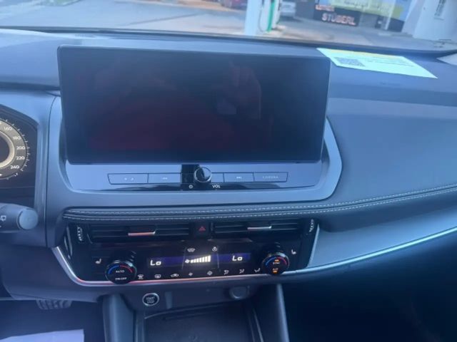 Nissan Qashqai AWD DIG-T N-Connecta