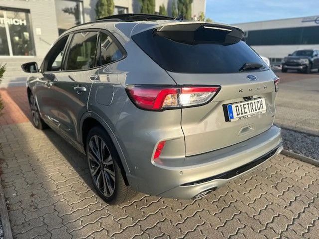 Ford Kuga Plug in Hybrid ST Line X