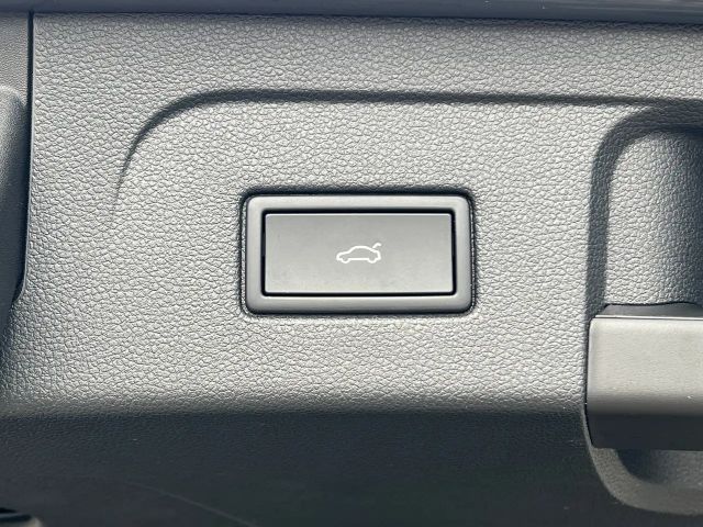 Volkswagen Touran 2.0 TDI DSG IQ.Drive