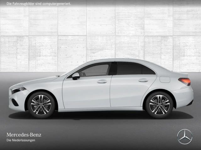 Mercedes-Benz A 200 A 200 d Progressive