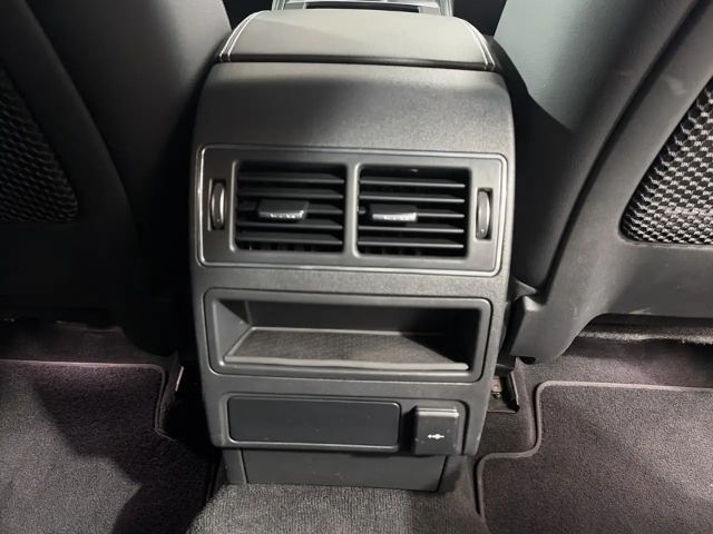 Jaguar F-Pace AWD D200 R-Dynamic S