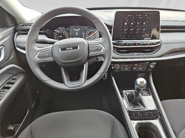 Jeep Compass Sport