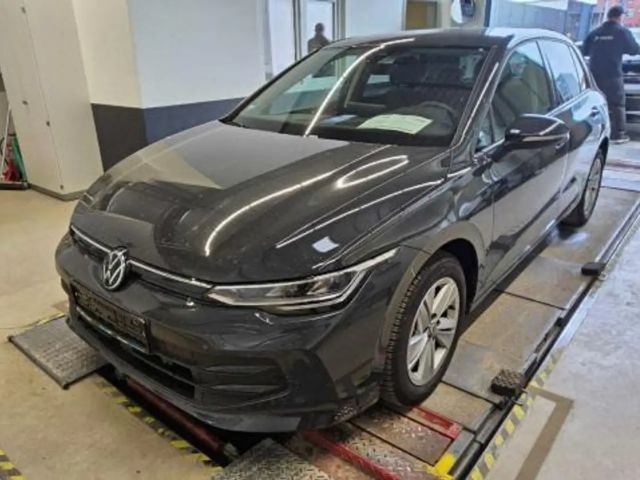 Volkswagen Golf 1.5 eTSI DSG Life