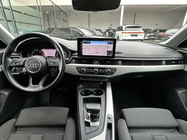 Audi A4 35 TFSI Avant S-Tronic
