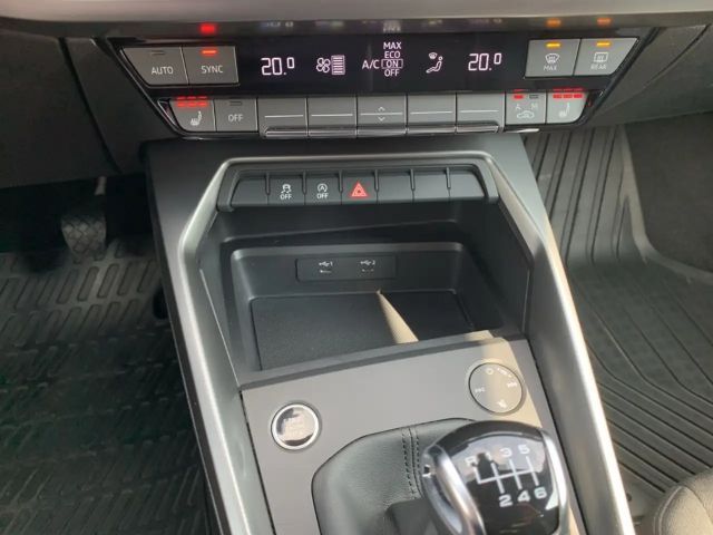 Audi A3 30 TFSI Sedan Sportback