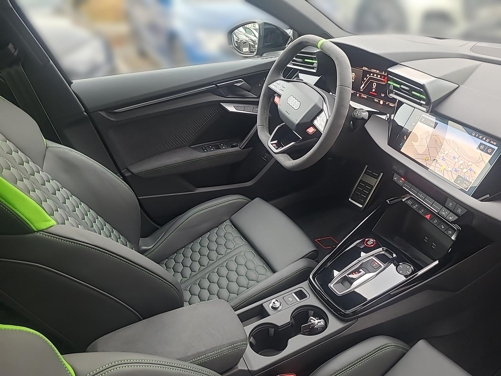 Audi RS3 Quattro S-Tronic Sedan