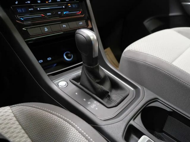 Volkswagen Touran 1.5 TSI DSG