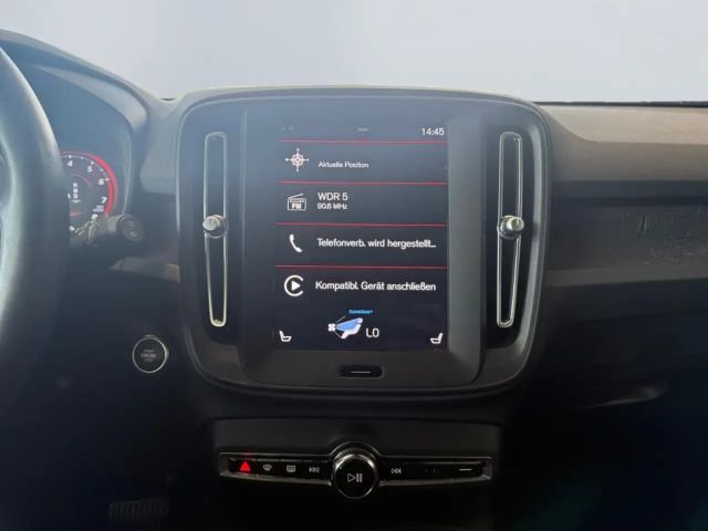 Volvo XC40 Core Momentum