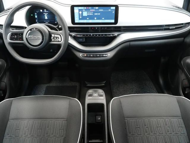 Fiat 500e 87KW/42kWh/DC-LADEN/CARPLAY/DAB/SOH