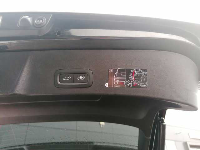 Volvo XC40 R-Design T3