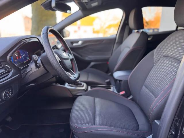 Ford Focus ST Line Wagon