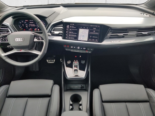 Audi Q4 e-tron SUV 45 e-tron Audi Q4 e-tron