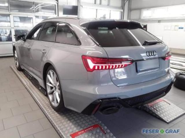 Audi RS6 Avant Quattro