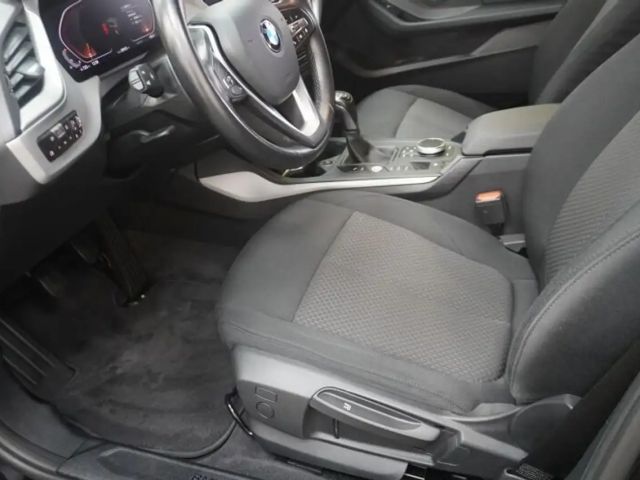 BMW 116 116i 5-deurs Sedan