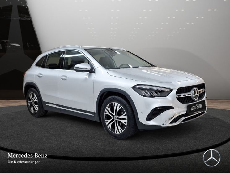 Mercedes-Benz GLA 180 Progressive