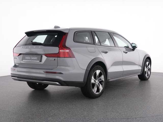 Volvo V60 Cross Country CC