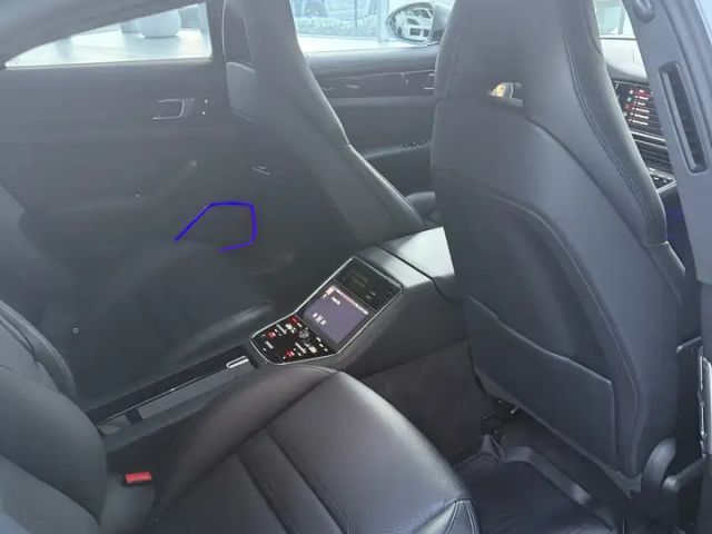 Porsche Panamera 4 E-Hybrid