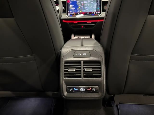 Volkswagen Passat 4Motion R-Line Variant