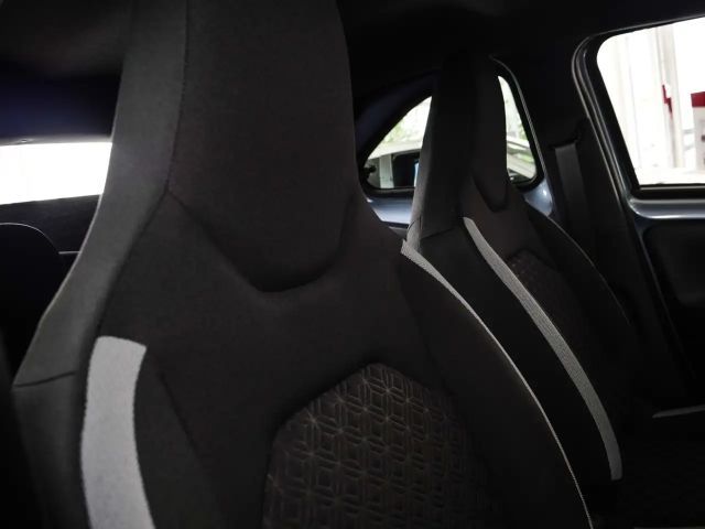 Toyota Aygo X Hatchback Play