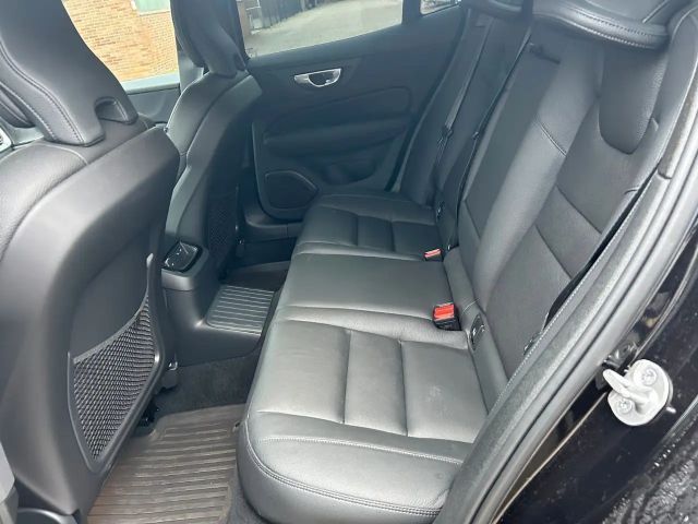 Volvo S60 AWD Dark Plus Recharge