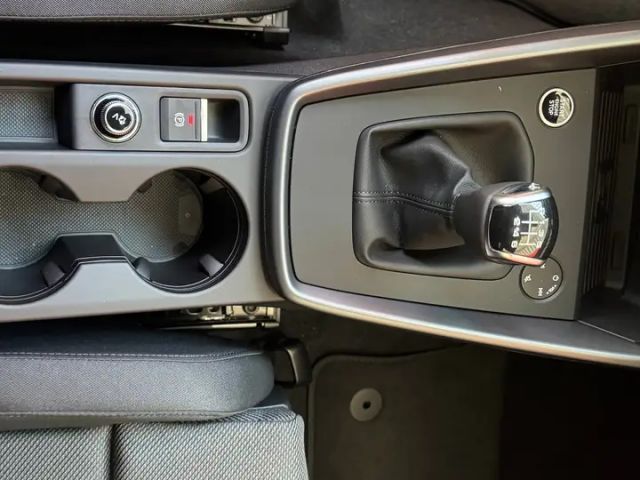 Audi A3 30 TFSI Sedan