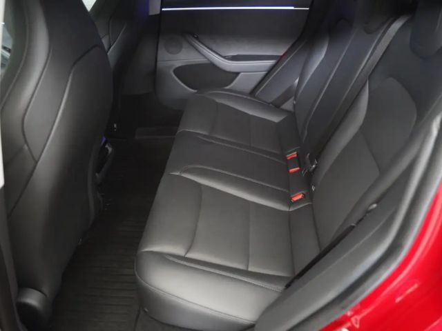 Tesla Model 3 Performance