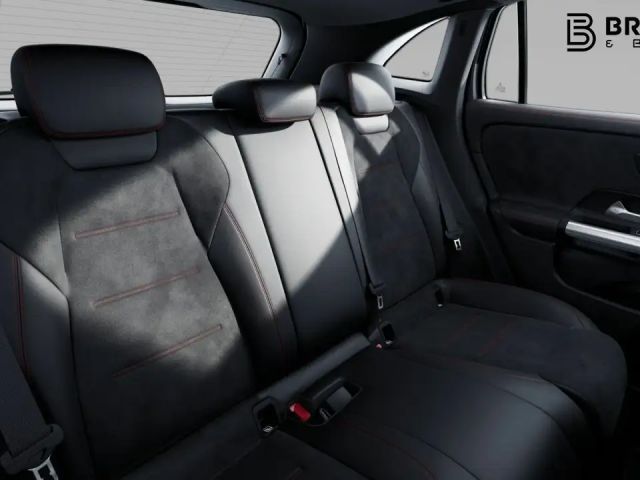 Mercedes-Benz GLA 250 4MATIC AMG Line