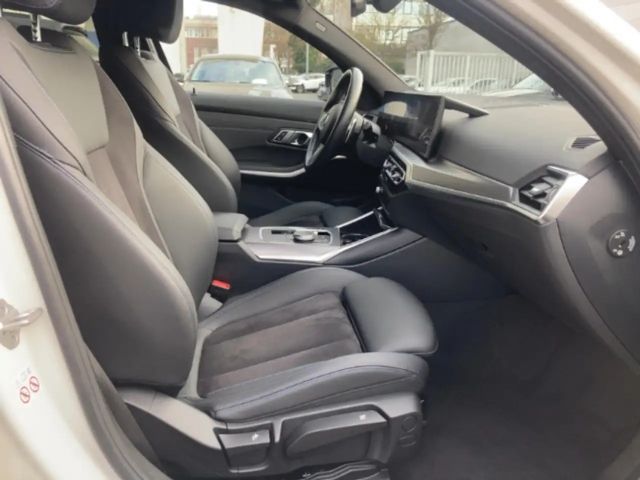 BMW 330 330d M-Sport Touring