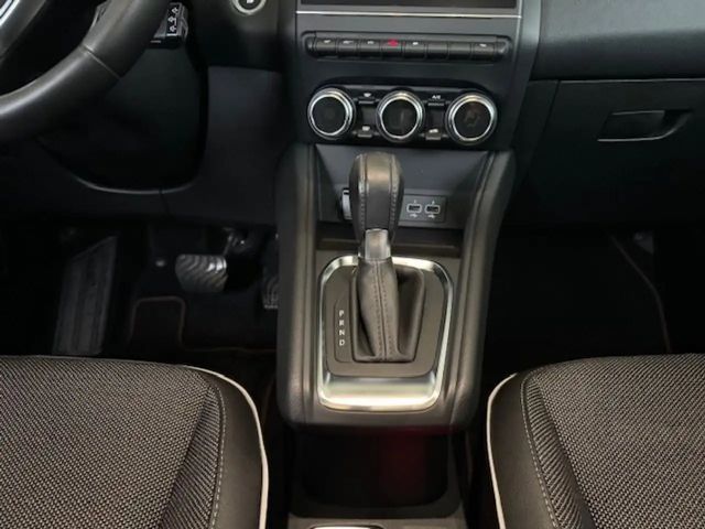 Renault Captur EDC Intens TCe 140