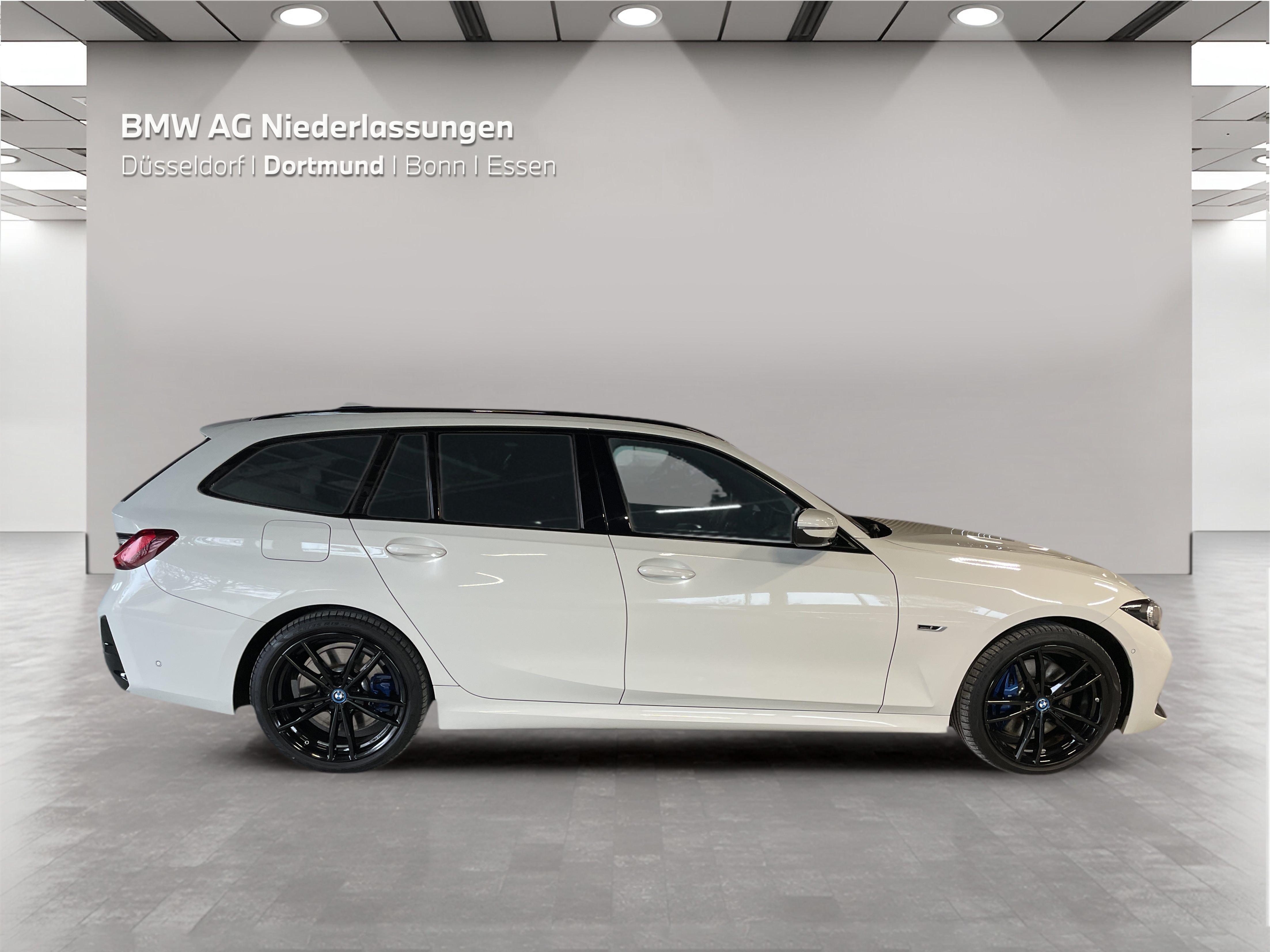 BMW 330 330e Touring