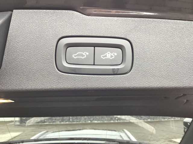 Volvo V60 Cross Country AWD Plus