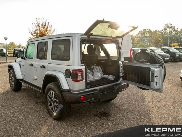 Jeep Wrangler Sahara