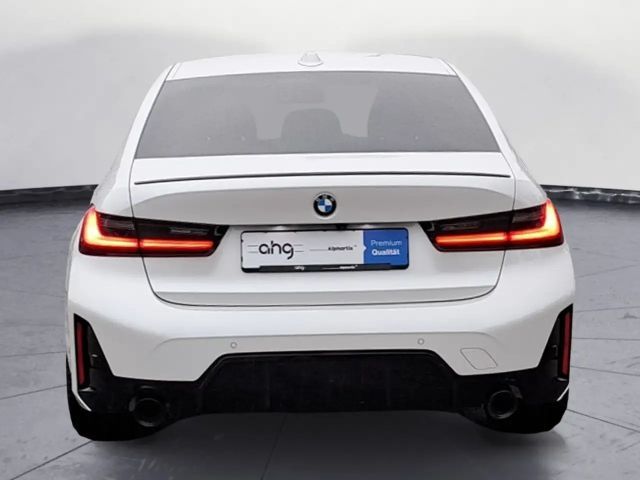 BMW 330 330i M-Sport Sedan xDrive