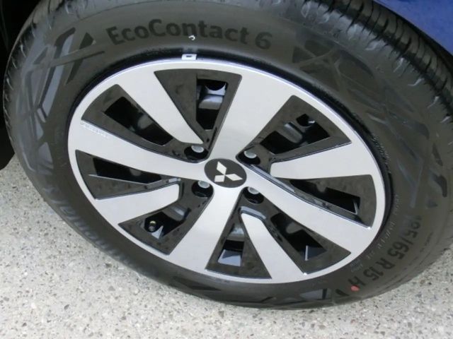 Mitsubishi Colt 1,0 MPI-T Invite