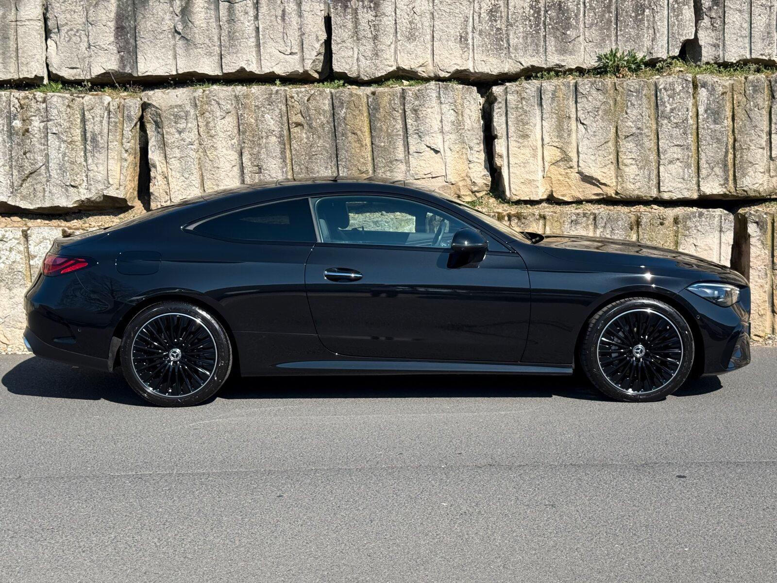 Mercedes-Benz CLE 300 4MATIC AMG Line