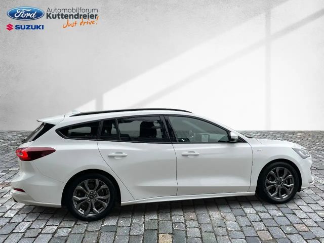Ford Focus ST Line Wagon