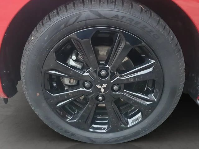 Mitsubishi Space Star Invite Star