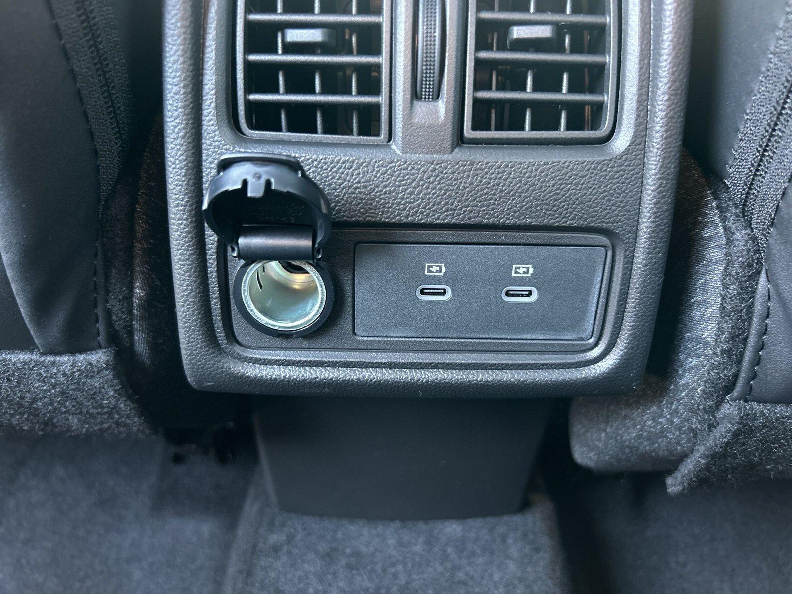 Mitsubishi Grandis 1.8 First Edition